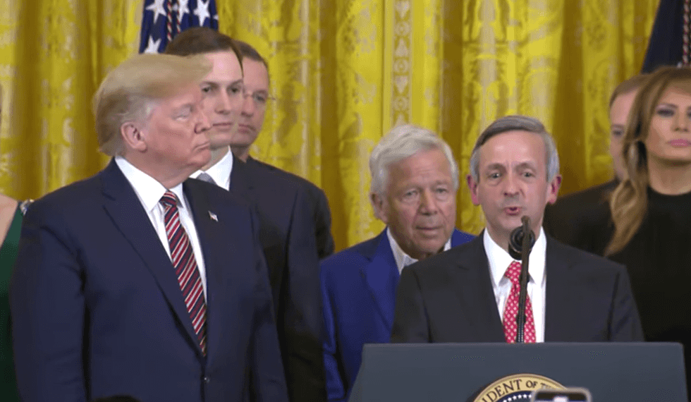 Trump hosts pastor who says Jews are going to Hell at White House even about anti-Semitism and Hanukkah