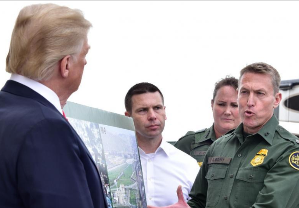 Here are 5 reasons Trump's border wall isn't just a bad idea — it's an embarrassing joke of a policy