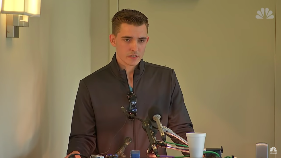 The tale of a right-wing scam artist's downward trajectory