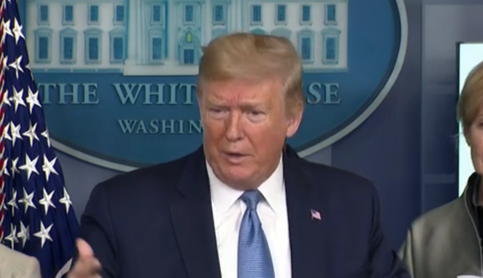 The more journalists report that Trump is losing it, the more he loses it