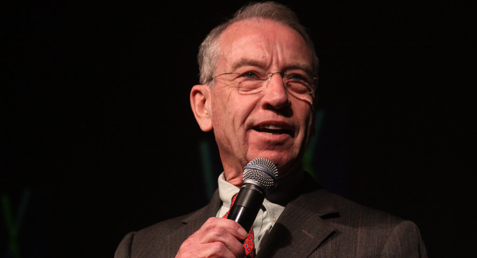 These 2 Republican senators are pushing AG Barr for Ukraine investigation on Democrats