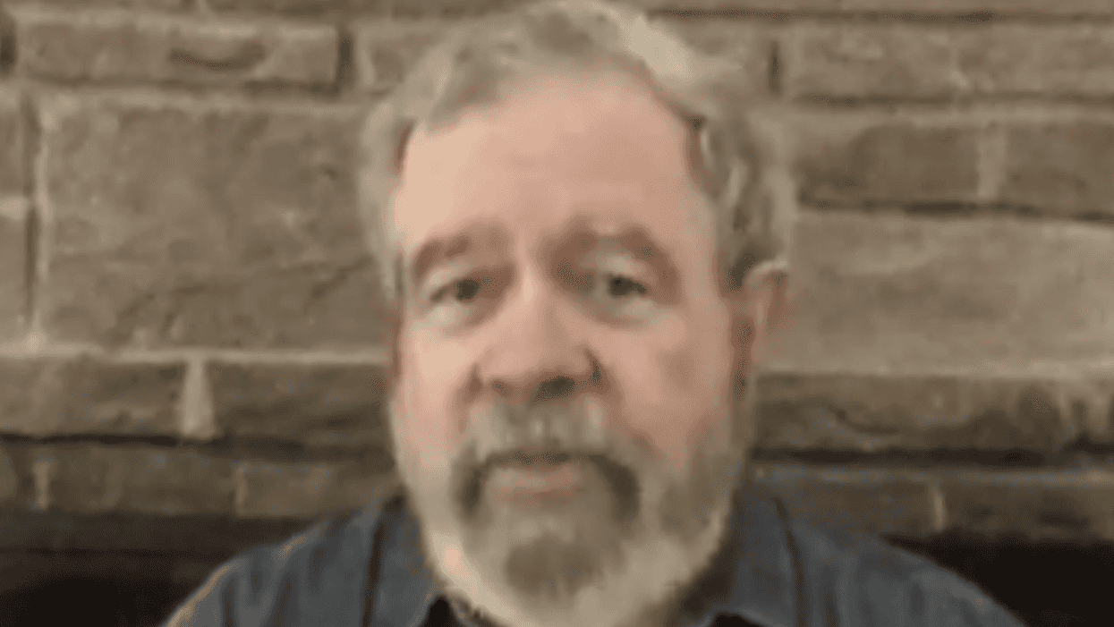 Trump biographer explains the president's link to Russia 'buried' in the NYT tax story
