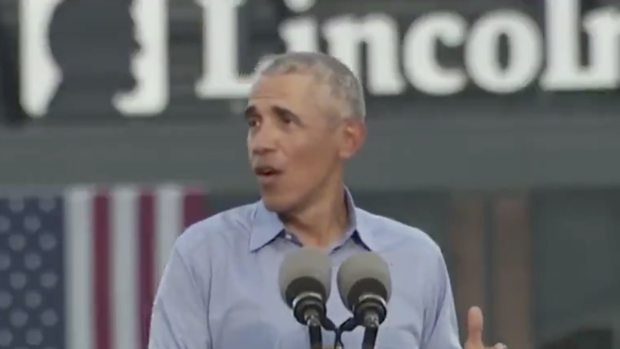 Obama goes off on Trump for reportedly having a 'secret Chinese bank account'