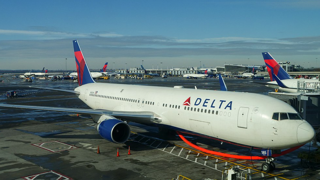Delta Airlines bans Trump supporters who heckled senators at airports