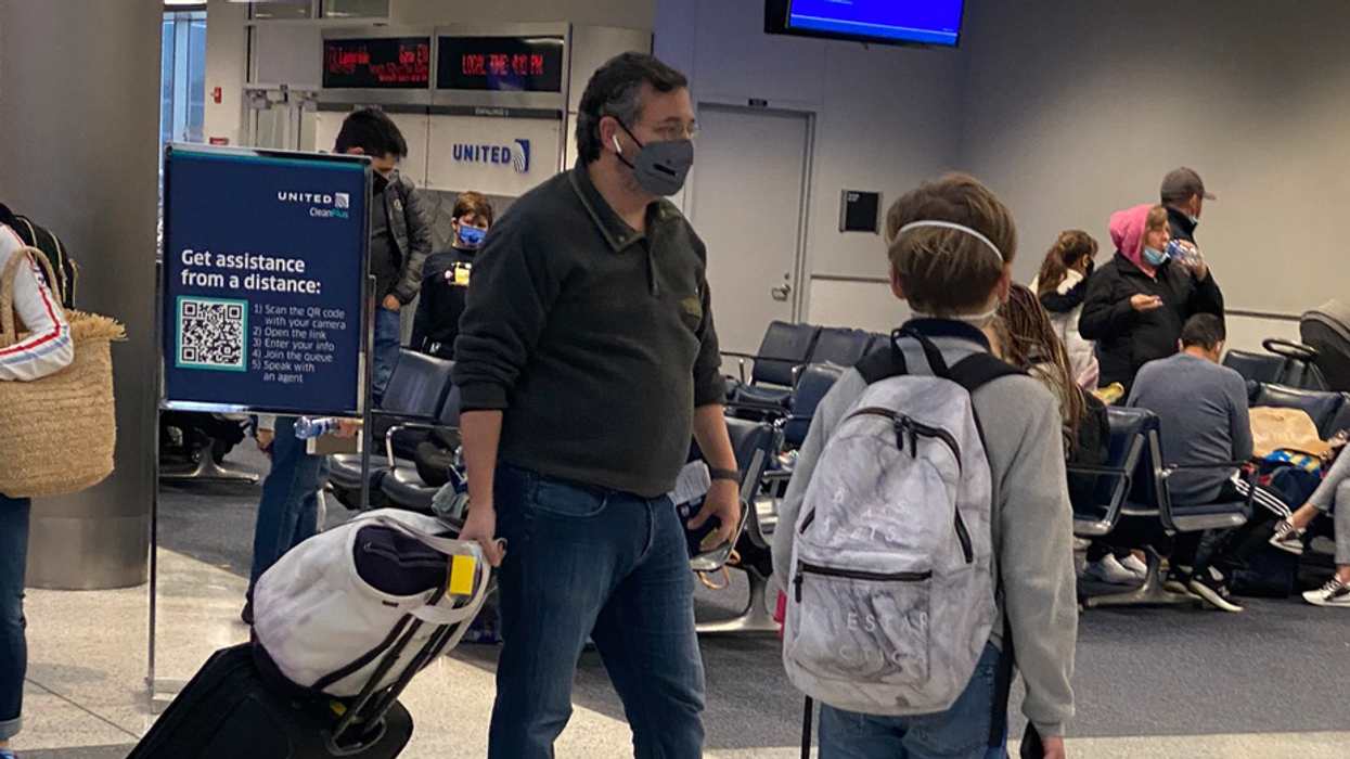 Where is Ted Cruz in the middle of Texas' growing humanitarian crisis? Airport photos show him heading to Cancun