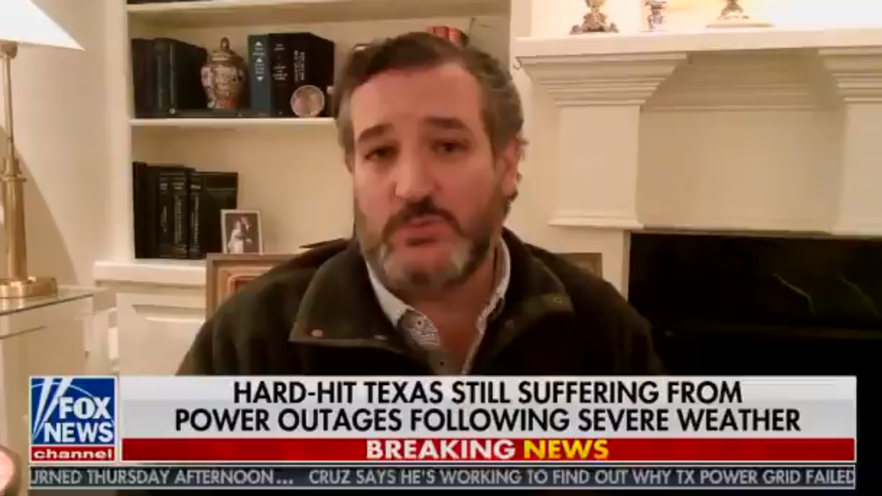 Twitter users rip Sean Hannity and Ted Cruz as his Cancun story falls apart on live TV
