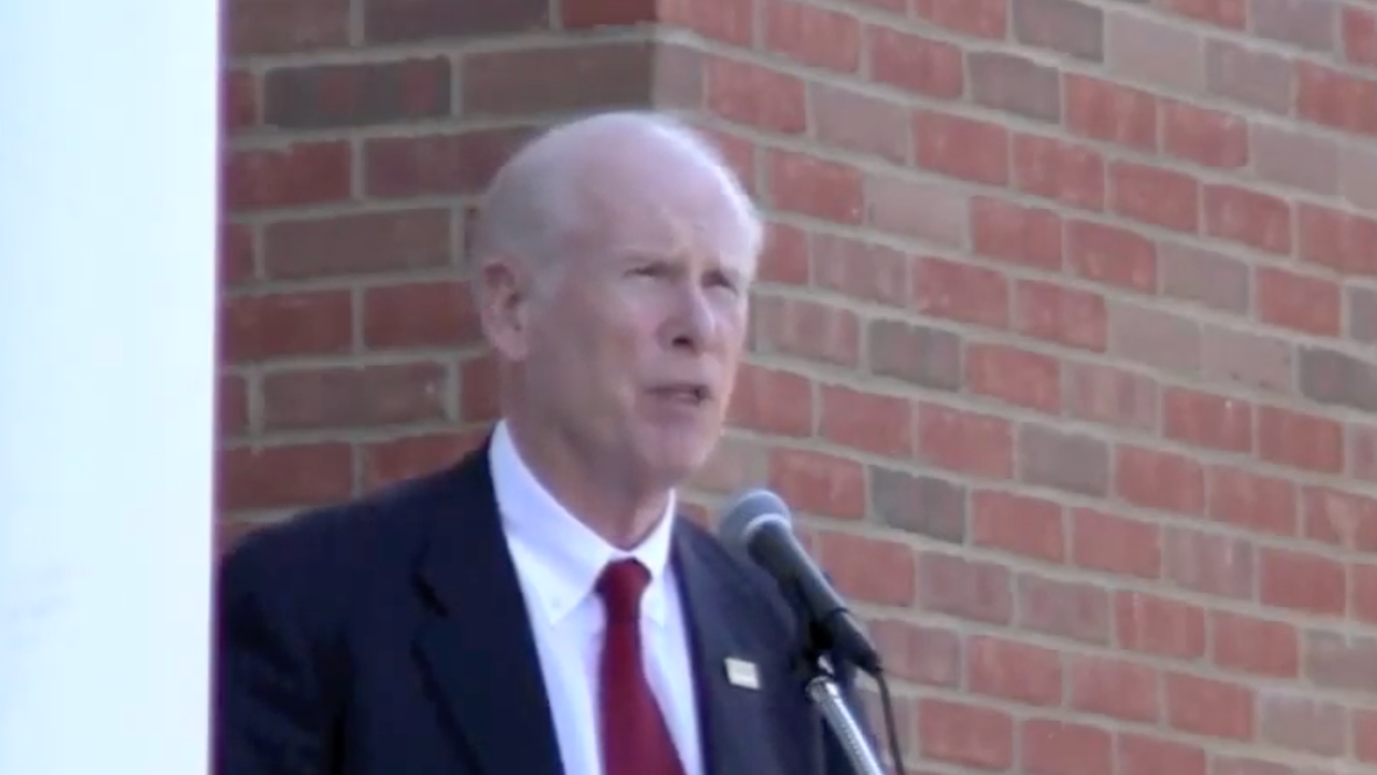 A billionaire GOP donor is accused of a massive fraud scheme — but Republicans don't seem to care: report