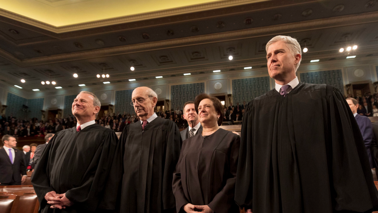 The Supreme Court punts a major question on women and the military draft to Congress