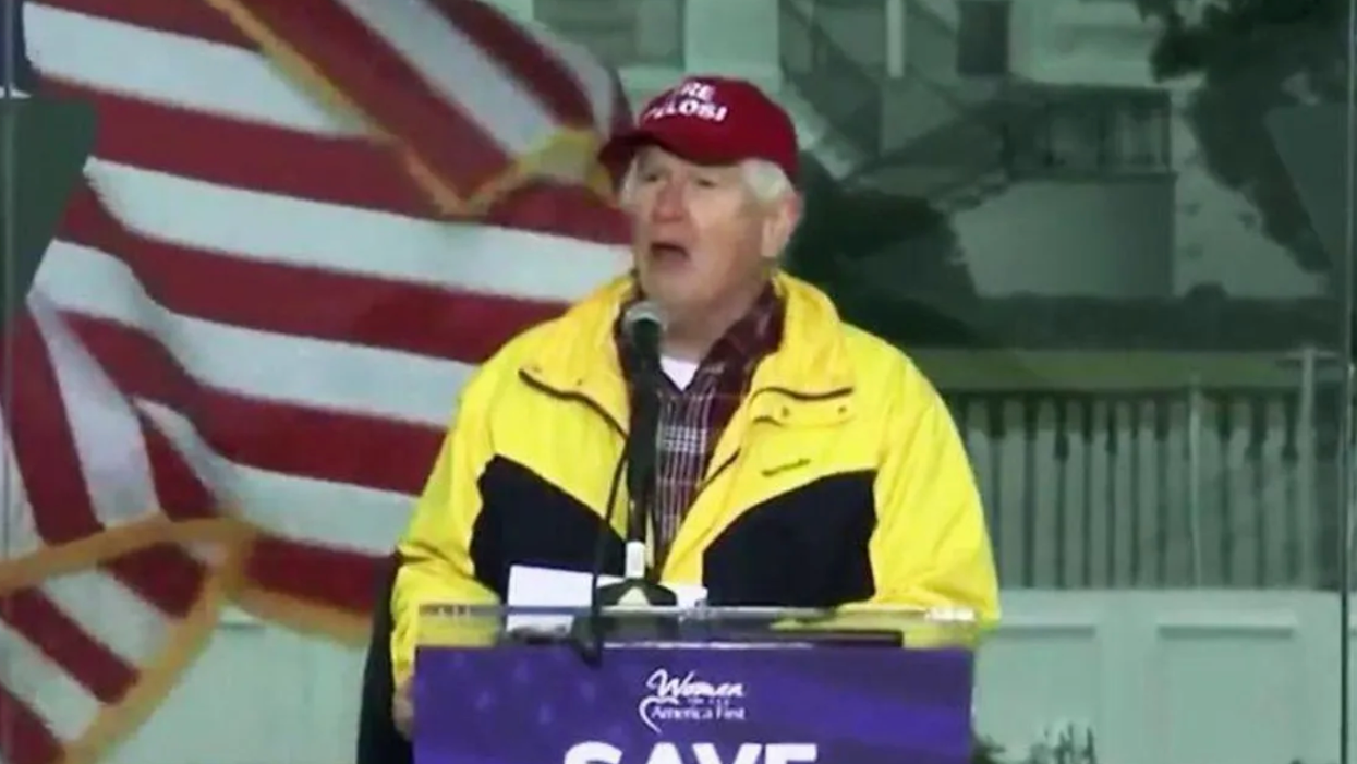 Donald Trump blows up Alabama’s Senate race by unendorsing Mo Brooks