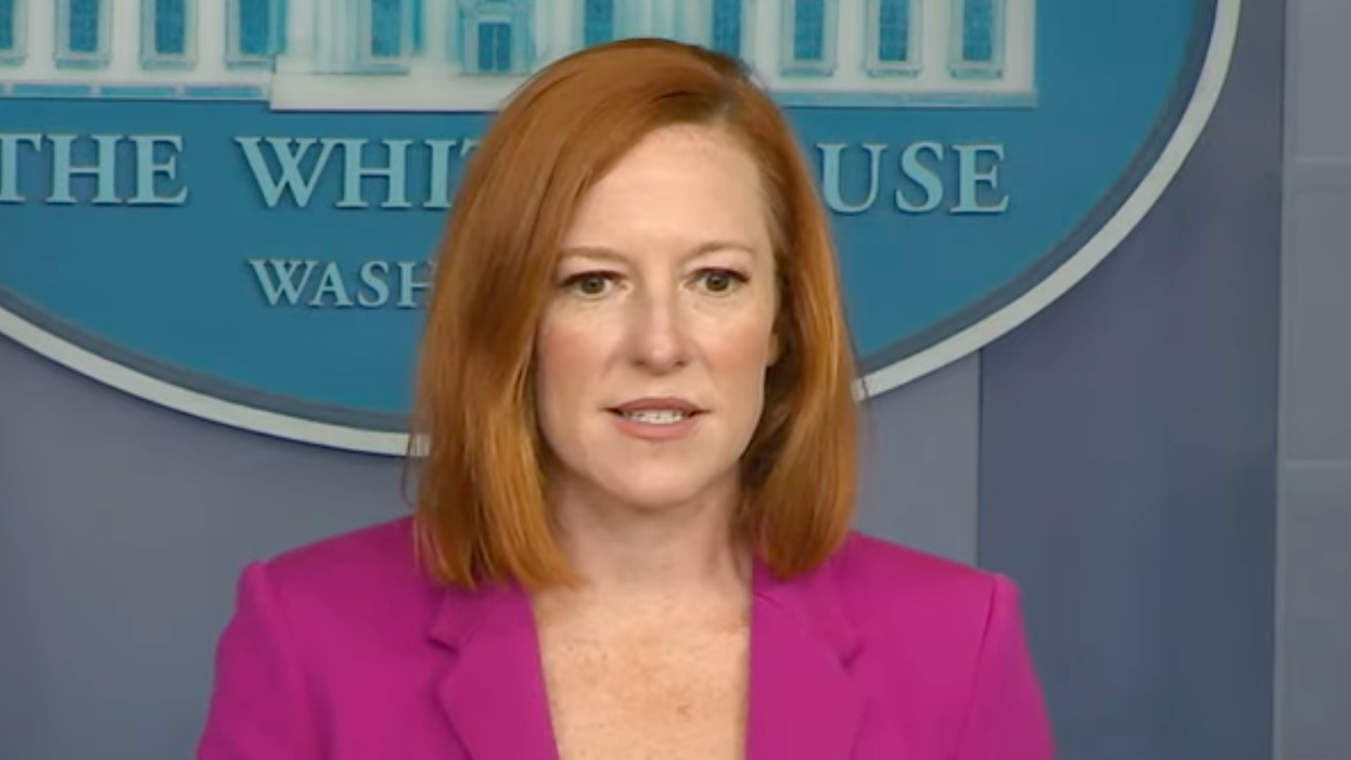 Psaki schools Doocy on masks 'I’m not a doctor, you’re not a doctor'