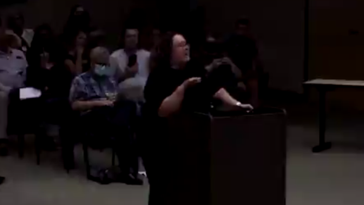 'This is America': Arizona anti-masker tells school board 'the science is ridiculous' — parents applaud