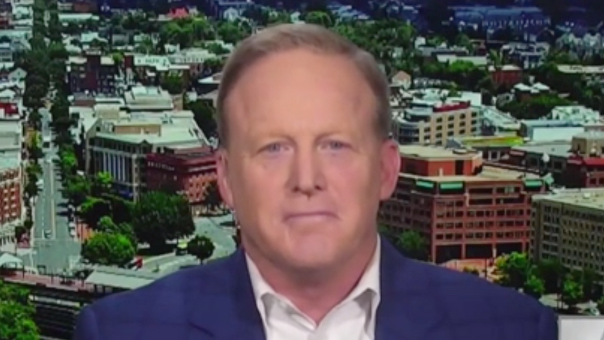 'Don't you dare': Sean Spicer freaks out after Jen Psaki questions his role military academy board