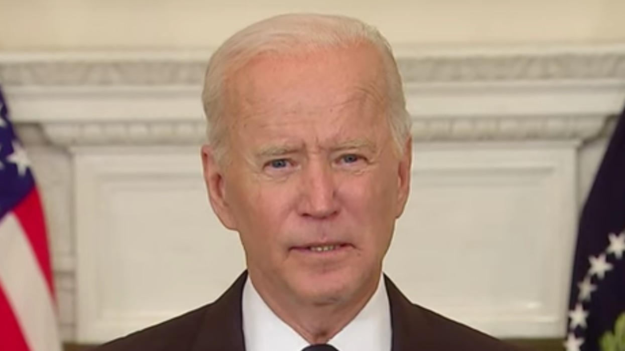 Biden issues a sweeping, unprecedented executive order to increase vaccinations in the US