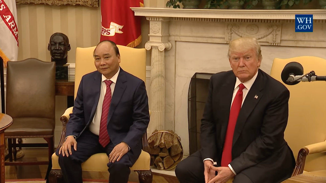 Behind the scenes of Donald Trump’s strange White House meeting with Vietnam’s prime minister