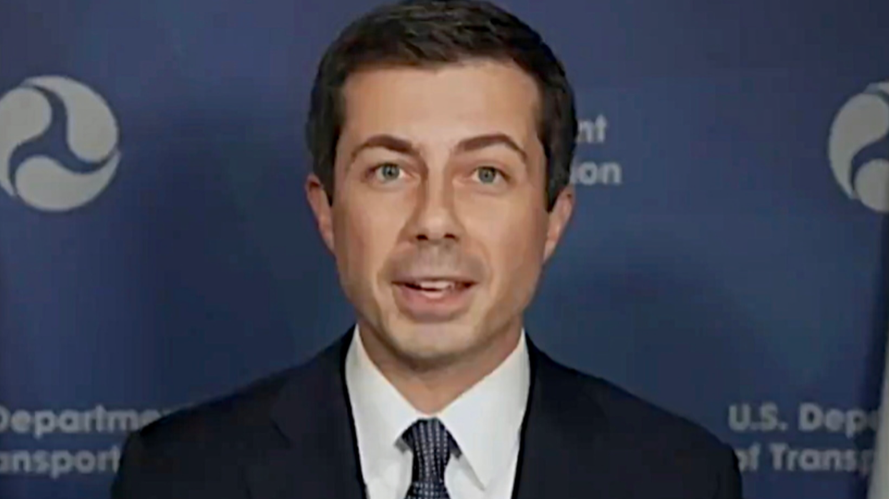 Pete Buttigieg brilliantly destroys Tucker Carlson after the Fox host’s homophobic hit job