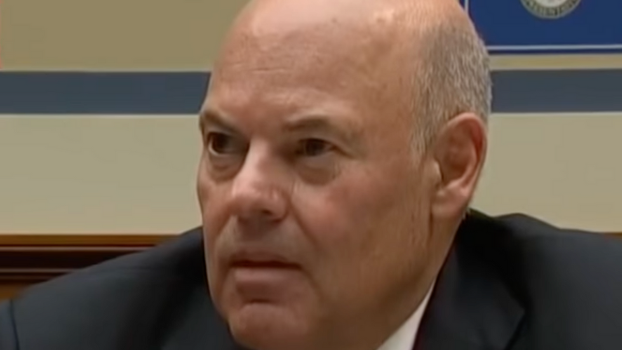 Biden officials go to bat against DeJoy plan to replace USPS fleet — citing climate change