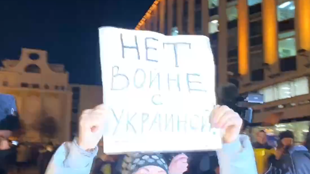 'A special kind of bravery': Russian anti-war protestors flooding city streets praised by media and First Amendment experts
