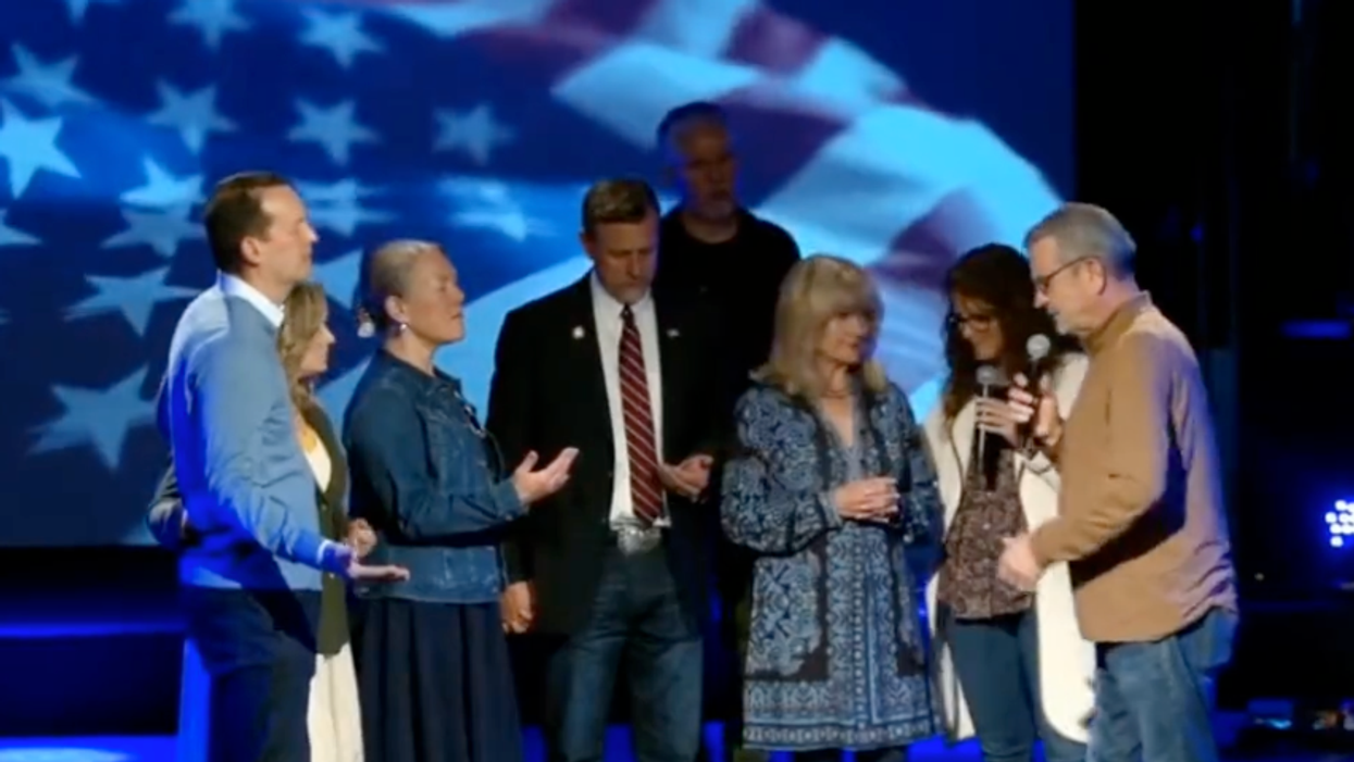 Twitter brutally mocks QAnon 'prophet' blessing three Oregon GOP candidates
