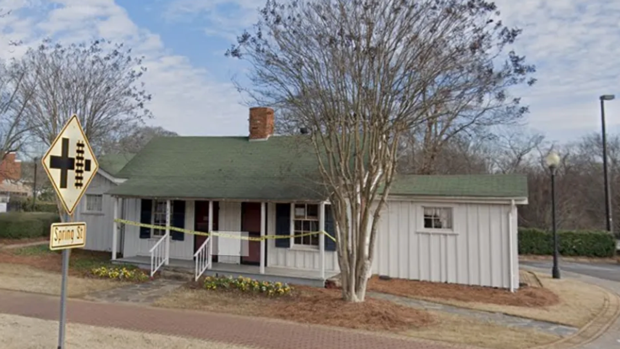Georgia town divided over what to do with defunct restaurant that 'romanticized the region’s plantation history'