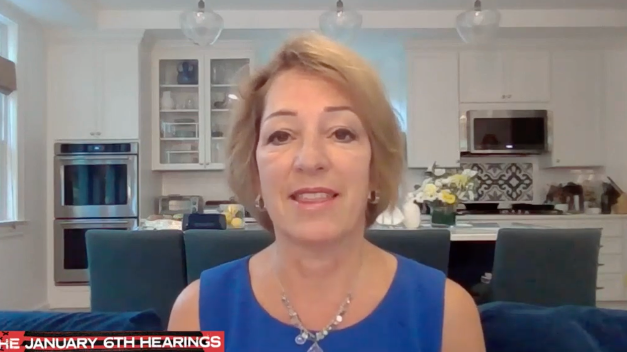 'He’s a Trump acolyte': Reporter shreds Secret Service agent’s credibility in face of denials about SUV incident