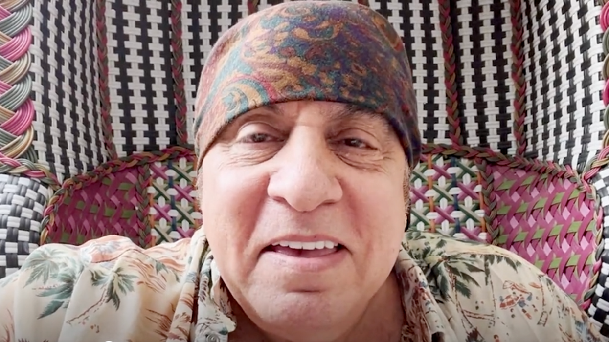 This 'Sopranos' star has a message for Mehmet Oz