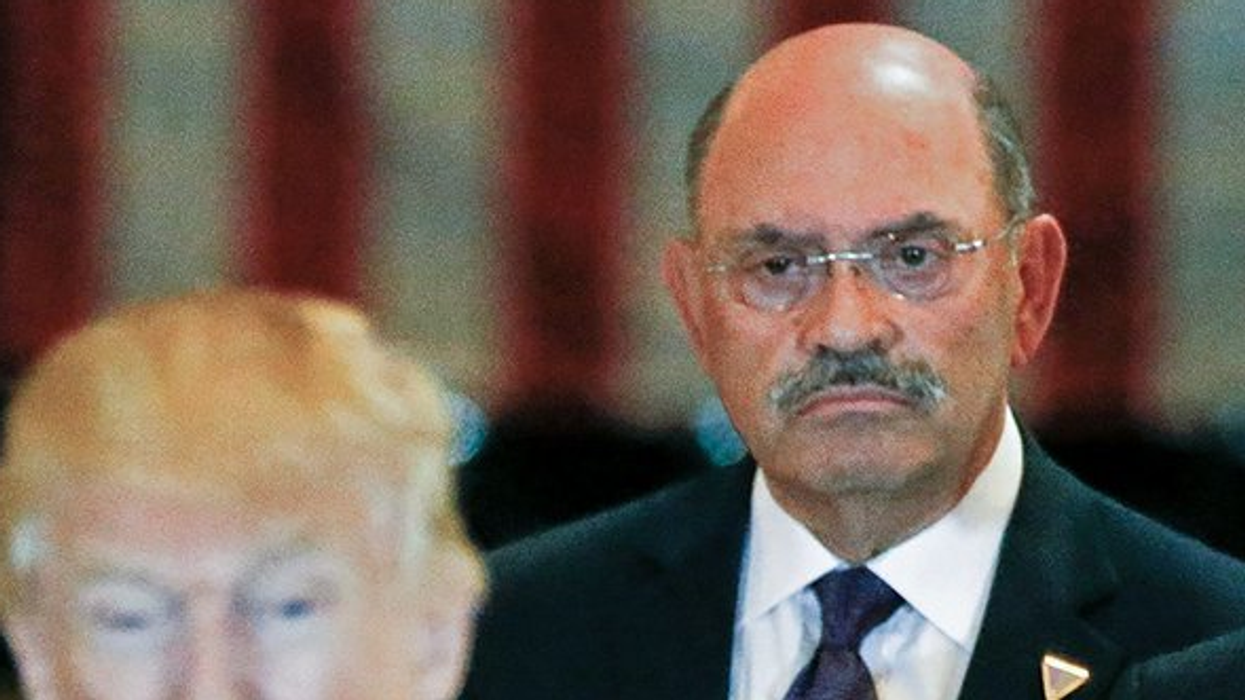 Allen Weisselberg testifies that he is still on the Trump Organization's payroll