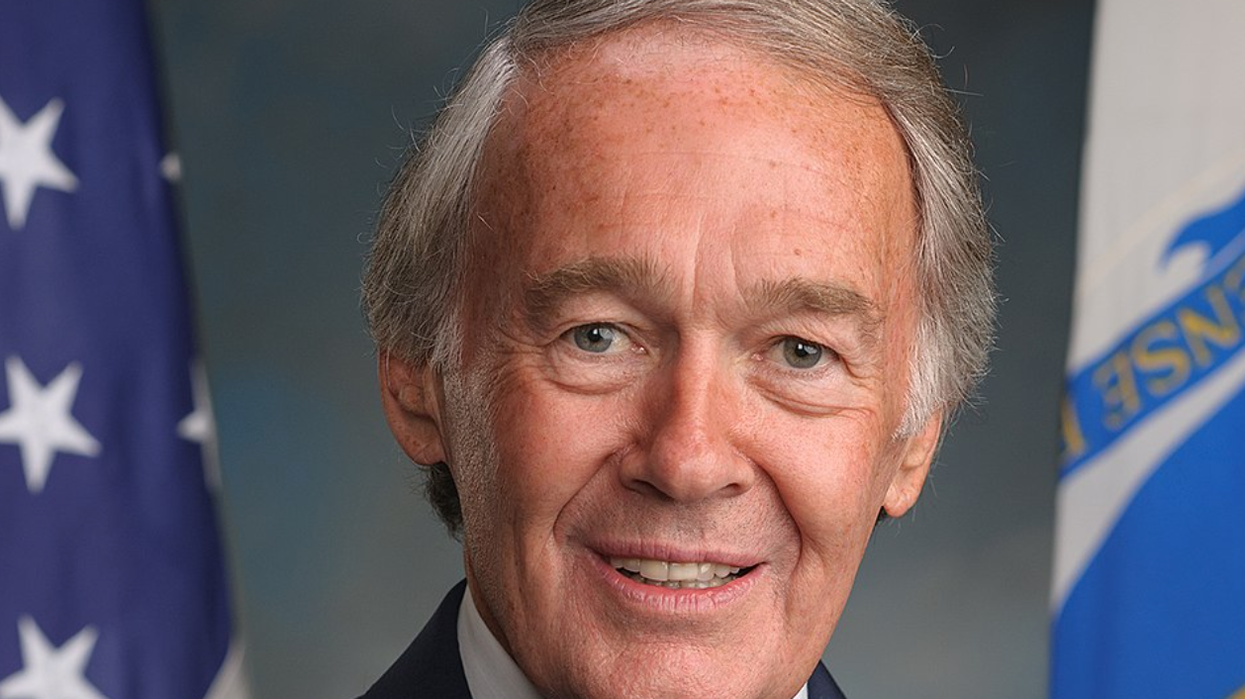 Markey leads call for federal probe of DeSantis over 'cruel' migrant stunt