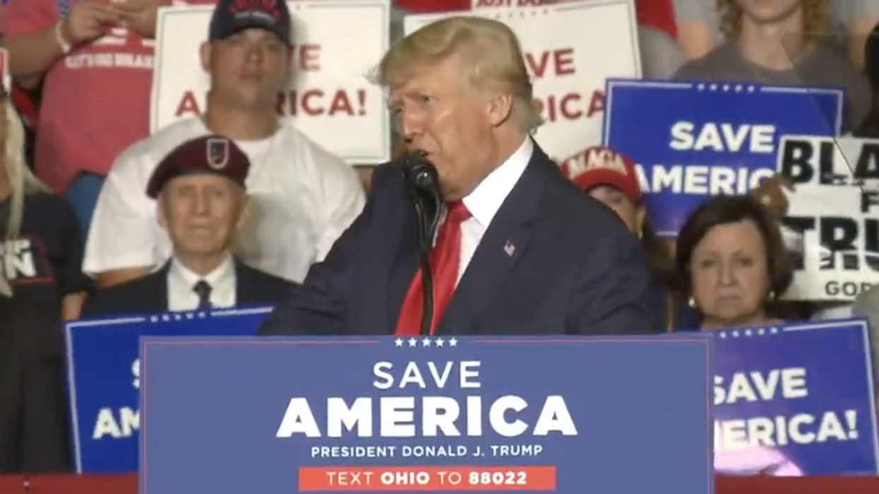 Critics torch Donald Trump’s rallygoers for their 'uncanny resemblance' to 'Nazi Salute'