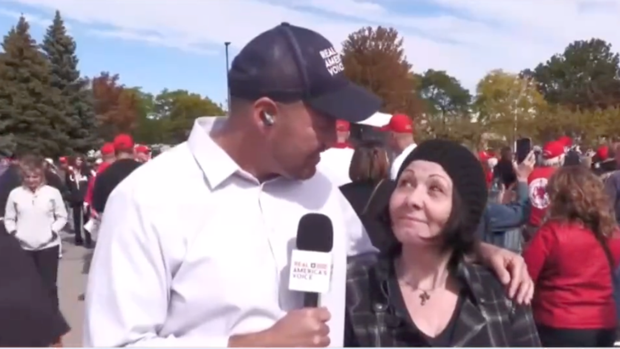 Trump rallygoer 'apologizes' for voting for 'antichrist' Barack Obama