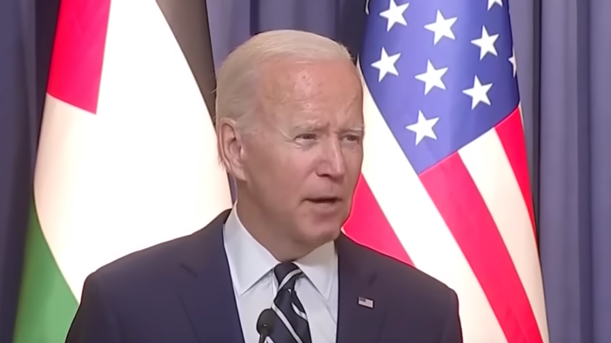 House and Senate Democrats introduce bill to 'immediately halt all US arms sales to Saudi Arabia'