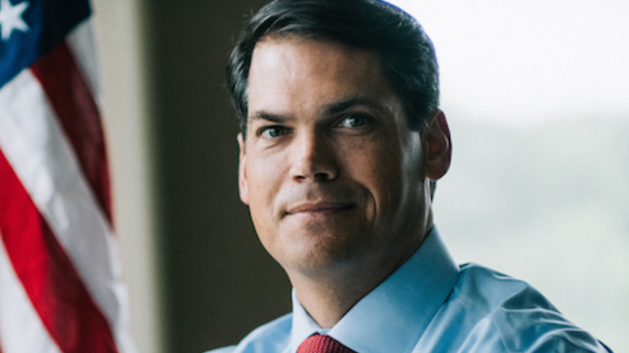 Georgia’s Republican lieutenant governor refuses to endorse Herschel Walker while GOP doubles down