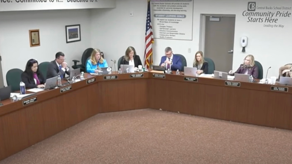 Principal orders librarian to take down Holocaust survivor’s famous quote