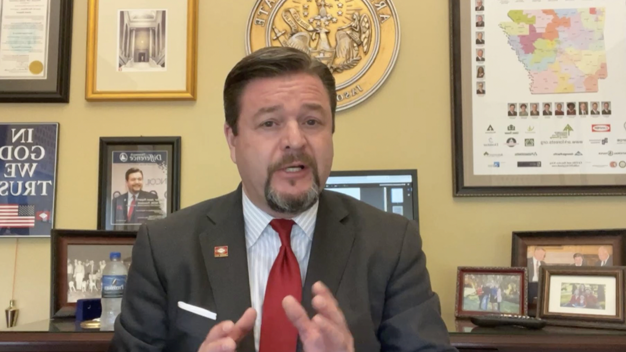 Arkansas Republican busted with gun at Clinton National Airport