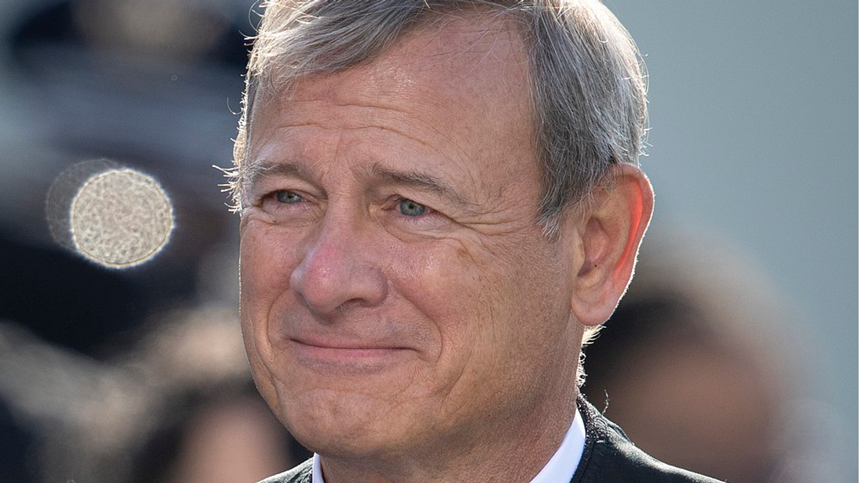 'Positively disgraceful': John Roberts buried by ethics expert for refusal to talk about Clarence Thomas