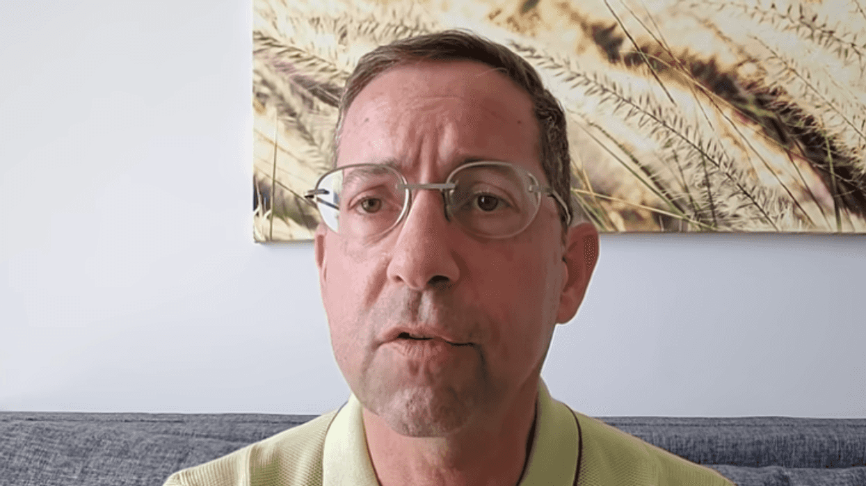 Dem rips GOP for working with 'villain' facing arms trafficking, foreign agent charges: 'Like a 007 movie'