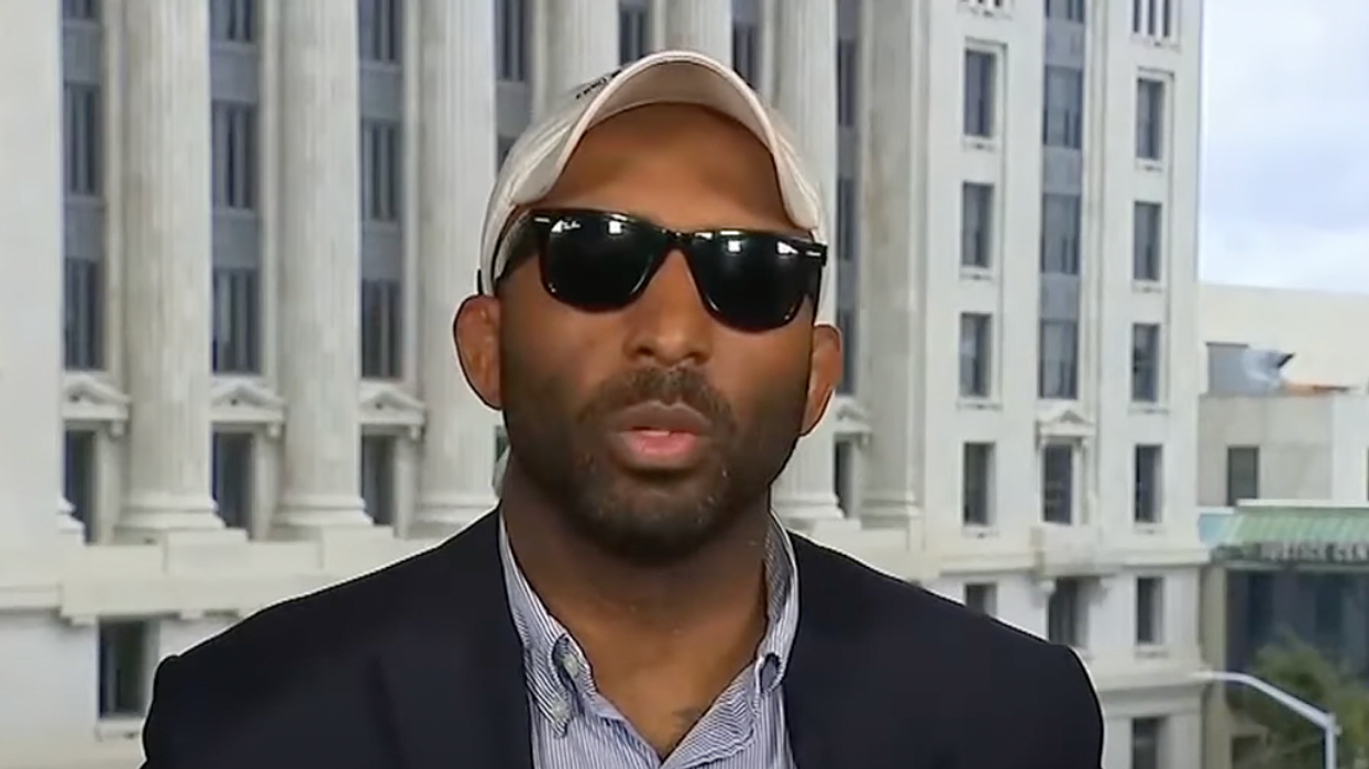 Fani Willis asks to jail Trump co-defendant over social media posts