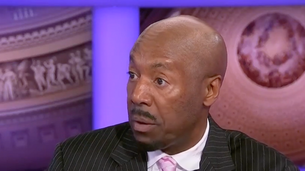 'Buck wild': Legal analyst lays out what exactly led to Navarro’s prison sentence