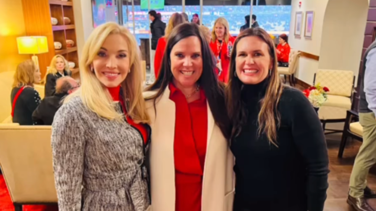 Sarah Huckabee Sanders evades questions on who paid for her 6-figure Super Bowl VIP trip