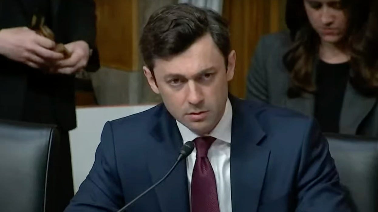 'Those are your direct quotes': Dem senator calls out Trump official — to his face