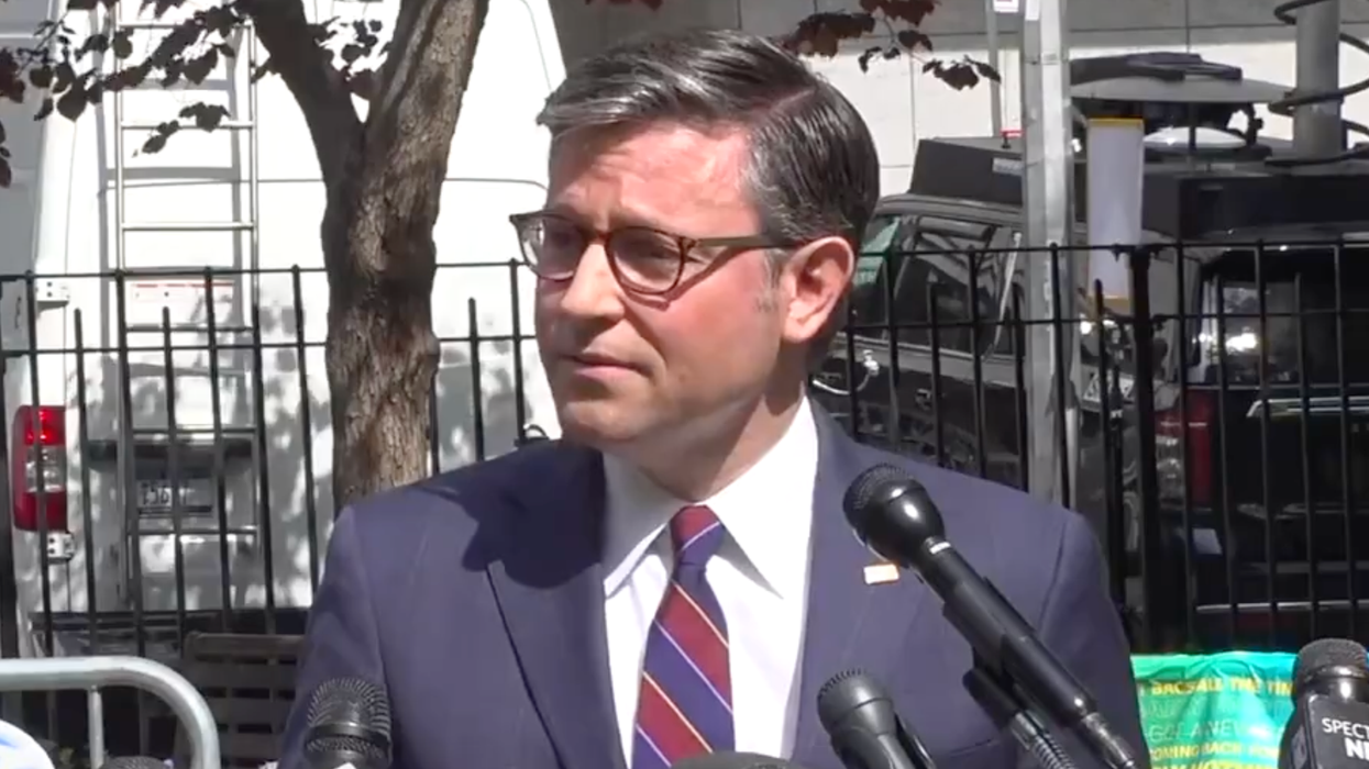GOP is getting 'tripped up by question that shouldn't faze a high schooler': conservative
