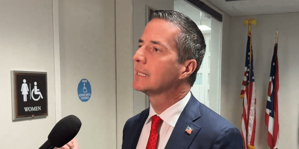 GOP candidate says he’ll 'take tough questions' then immediately ...