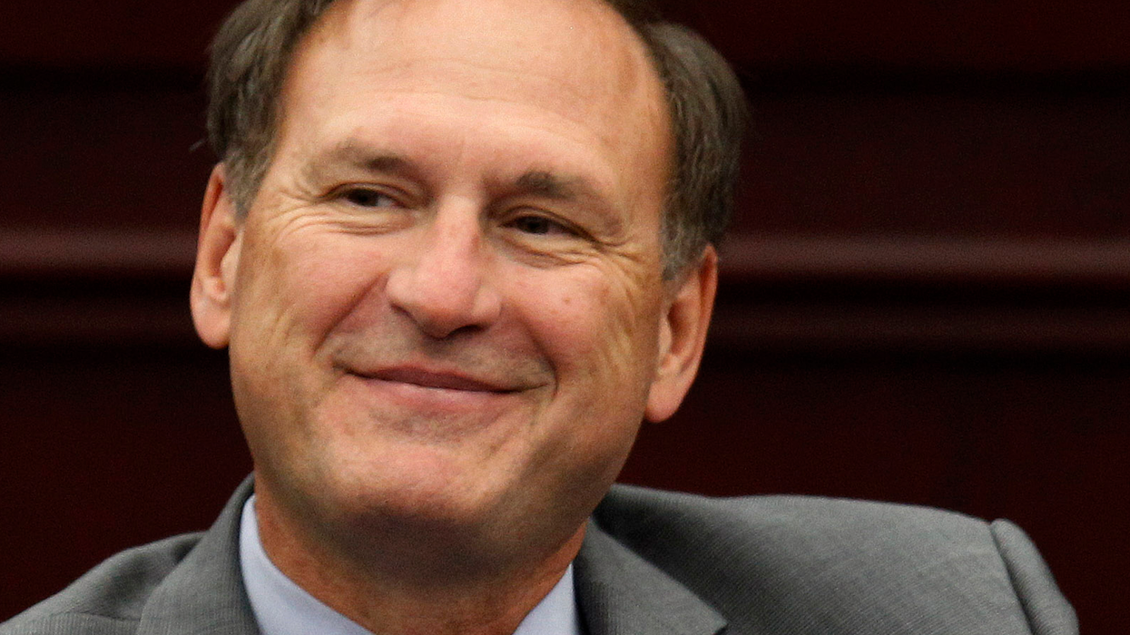 Alito’s tardy financial disclosure report reveals $900 concert tickets from German socialite: report