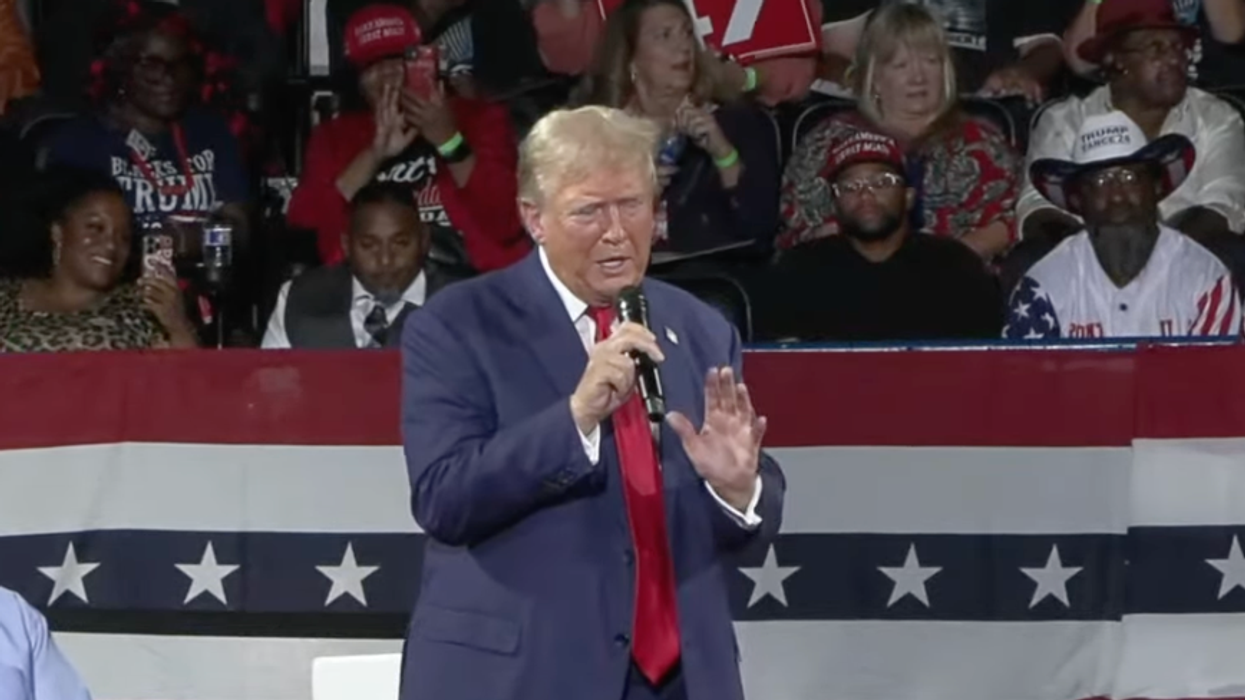 Trump mocked for reason he says global warming is 'a good thing': 'More ignorant than a 5 year old'