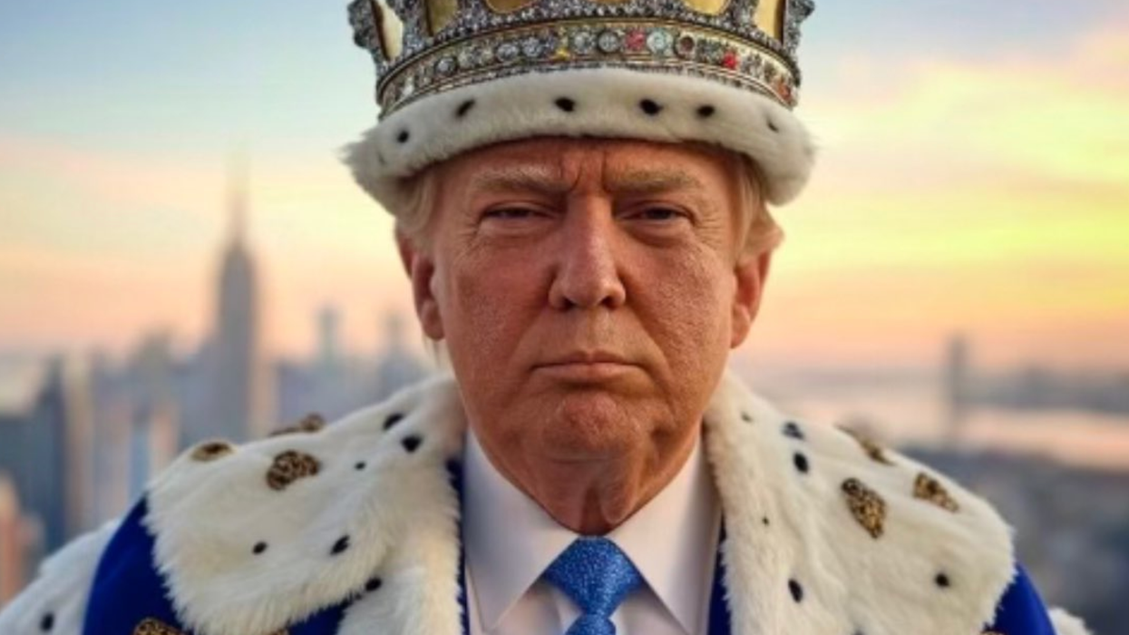 'Revoltingly un-American': Internet erupts after Trump posts photo crowning himself 'king'