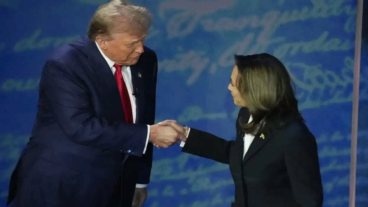 On Election Day eve, there are no warning signs for Kamala Harris