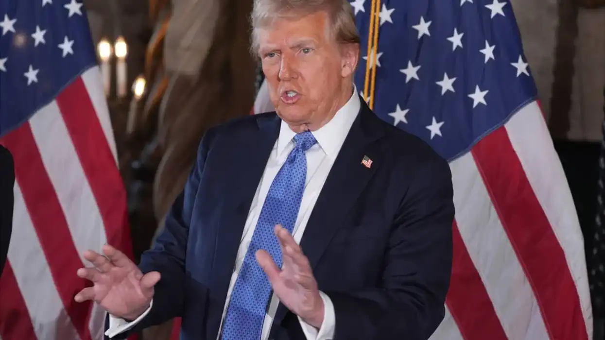 Why federal officials are scared to share sensitive docs with Trump team via email: report
