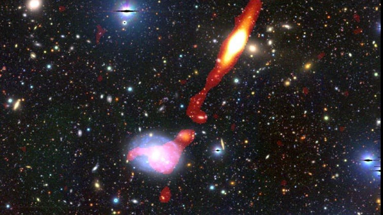 South African telescope discovers a giant galaxy that’s 32 times bigger than Earth’s