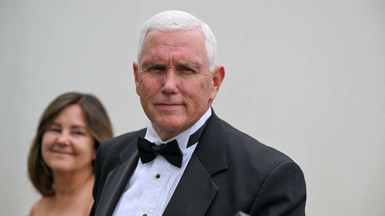 Mike Pence receives award for defending democracy from Trump — without mentioning his name