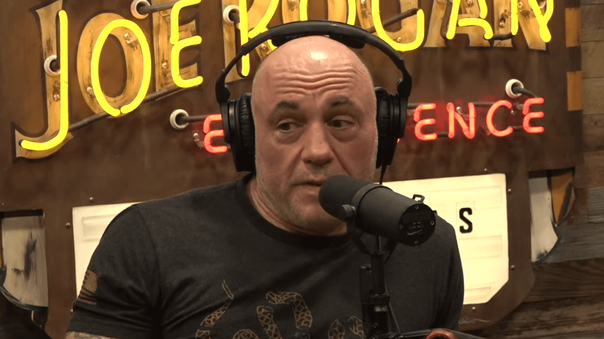 Joe Rpogan Joe Rogan 'can’t believe we went to this war' — and wonders about ...