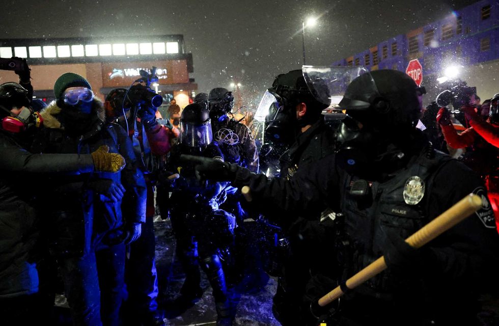 Feds spark 'international incident' by trying to enter foreign consulate in Minneapolis/